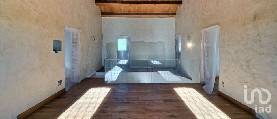 Casale 20 locali di 820 m² in Monte San Vito (60037)