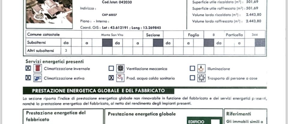 Casale 20 locali di 820 m² in Monte San Vito (60037)