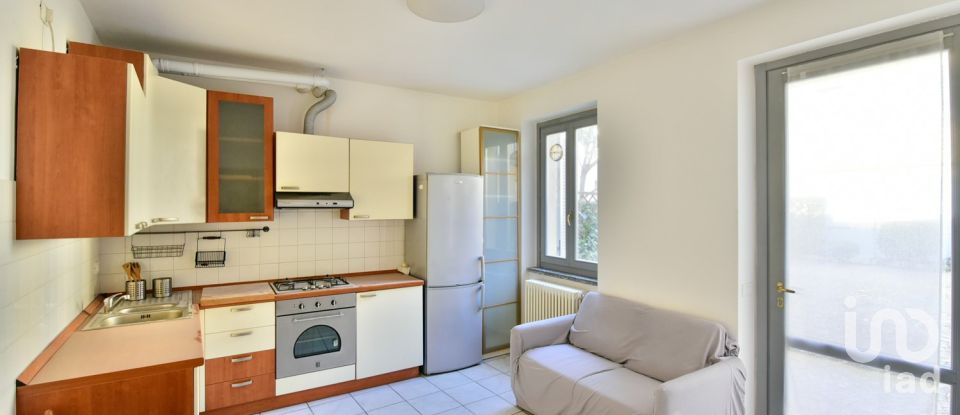 Two-room apartment of 50 m² in Seregno (20831)