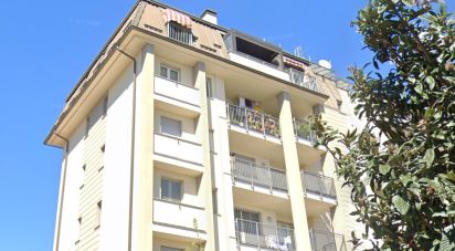 Monolocale di 70 m² a Milano (20157)