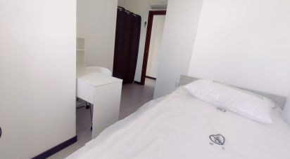 Monolocale di 70 m² a Milano (20157)