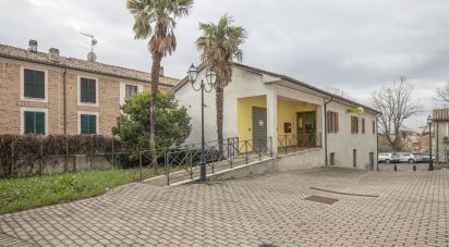 Negozio / locale commerciale di 35 m² in Santa Maria Nuova (60030)