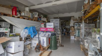 Negozio / locale commerciale di 146 m² in Santa Maria Nuova (60030)