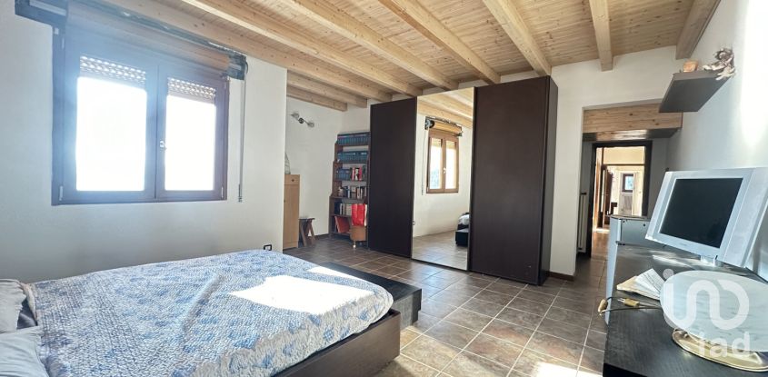 House boat 5 rooms of 133 m² in Pognana Lario (22020)