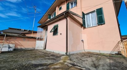 Casa indipendente / Villa 5 locali di 374 m² in Aulla (54011)