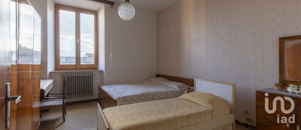 Apartment 7 rooms of 135 m² in Mogliano (62010)