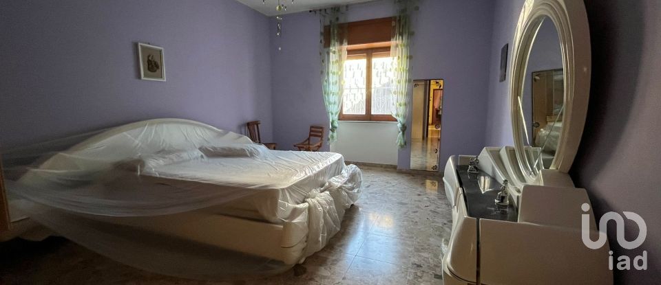 Casa indipendente 6 locali di 190 m² in - (87030)