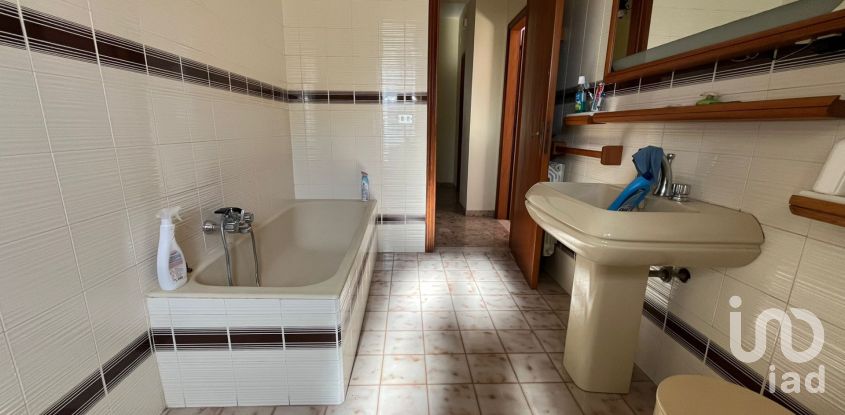 Casa indipendente 6 locali di 190 m² in - (87030)