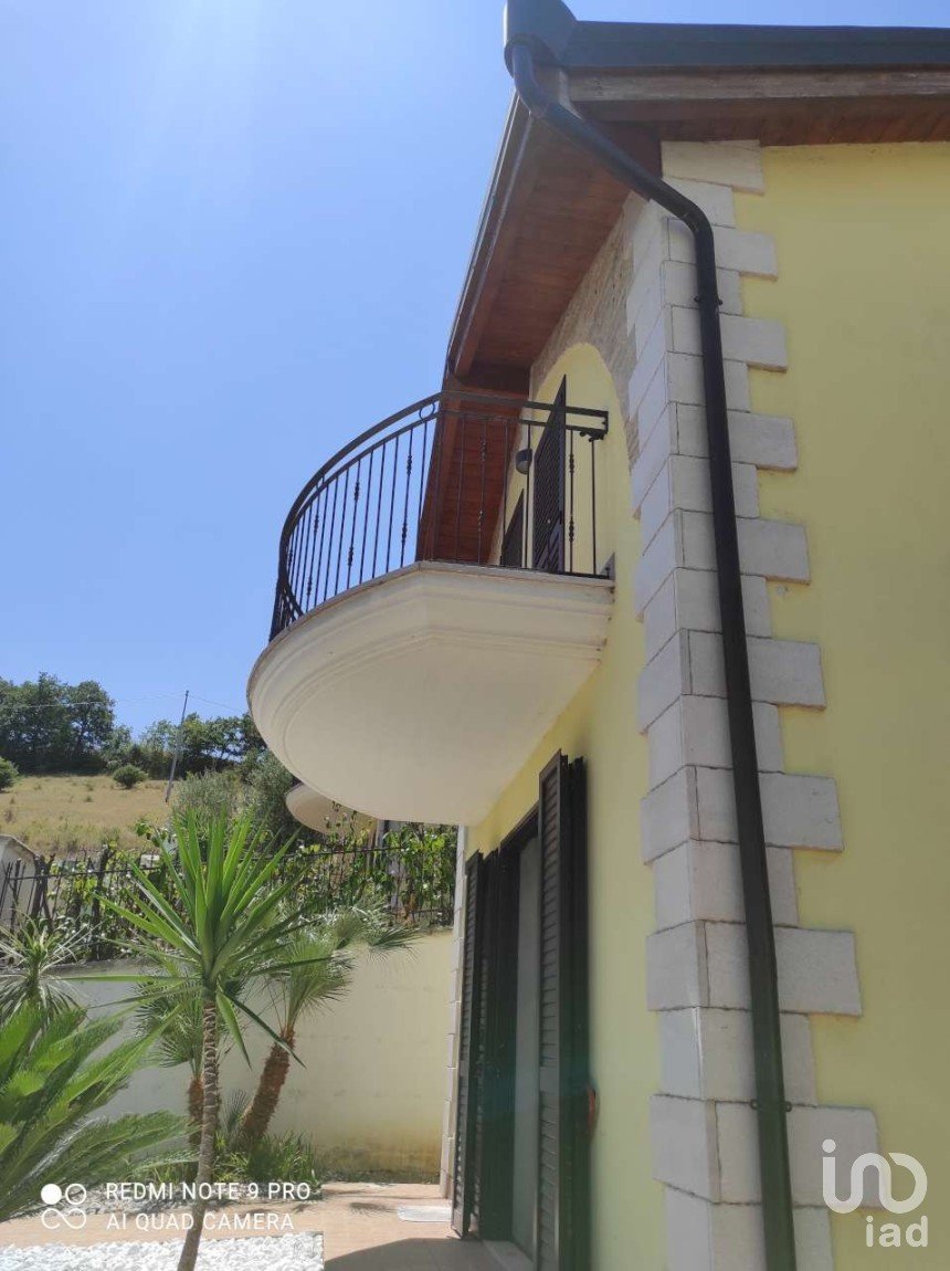 Villa 7 locali di 150 m² in Montesilvano (65015)