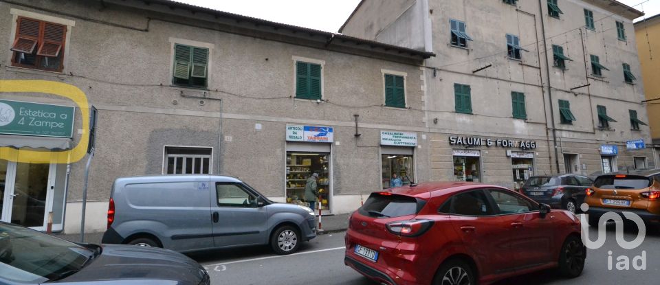 Negozio / locale commerciale di 31 m² in Genova (16138)