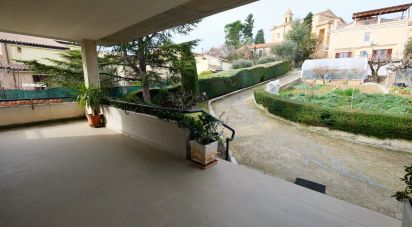 Villa 11 locali di 330 m² in Belvedere Ostrense (60030)