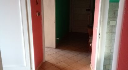 Four-room apartment of 93 m² in Valenza (15048)