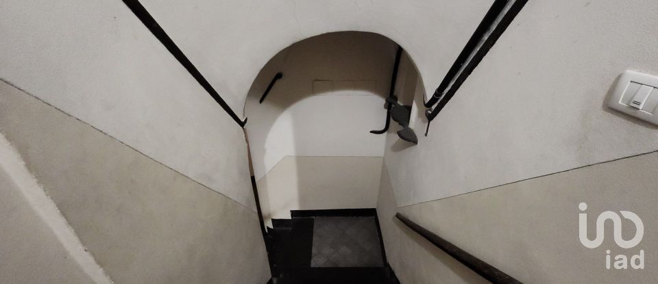Loft 3 rooms of 86 m² in Savona (17100)