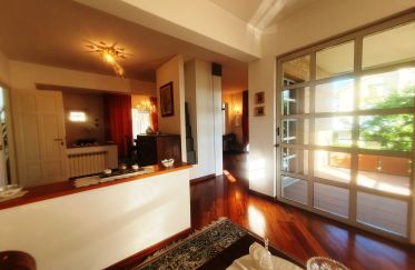 Casale 10 locali di 320 m² in Mondolfo (61037)