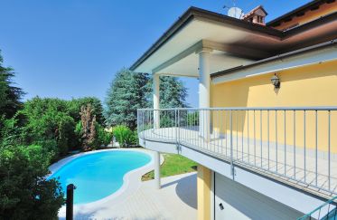 Casa indipendente 9 locali di 184 m² in Rivergaro (29029)