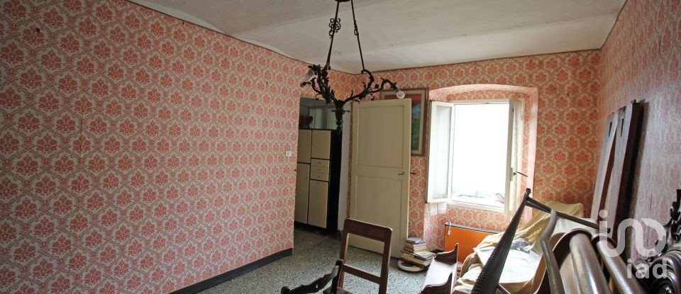 Rustico 15 locali di 300 m² in Carpeneto (15071)