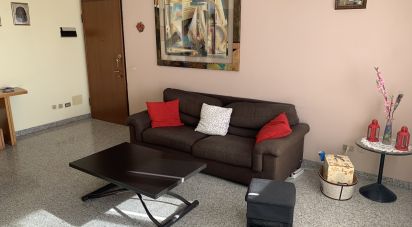 Three-room apartment of 96 m² in Brugherio (20861)