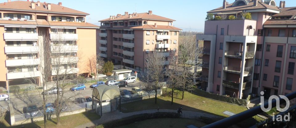 Trilocale di 96 m² a Brugherio (20861)