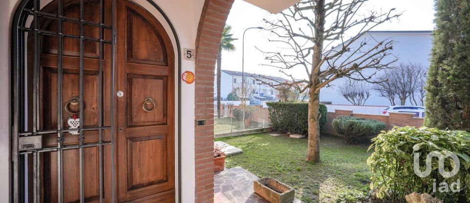 Traditional house 5 rooms of 176 m² in Copparo (44034)