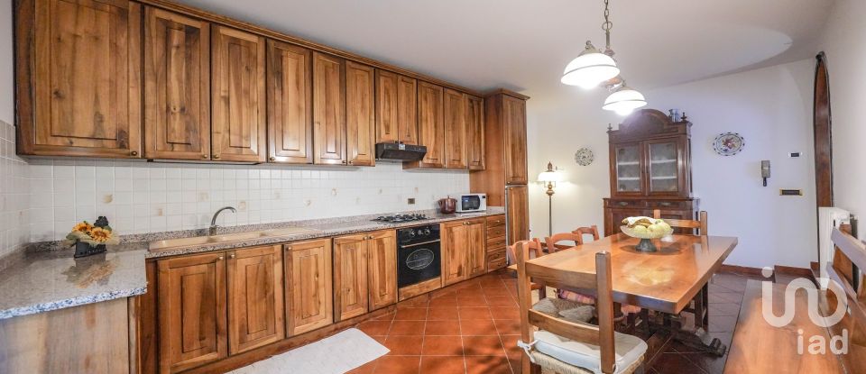 Traditional house 5 rooms of 176 m² in Copparo (44034)