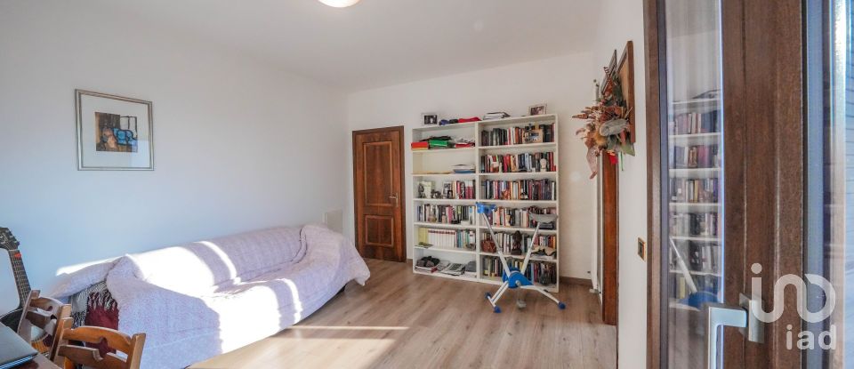 Traditional house 5 rooms of 176 m² in Copparo (44034)