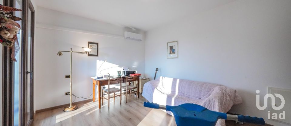 Traditional house 5 rooms of 176 m² in Copparo (44034)