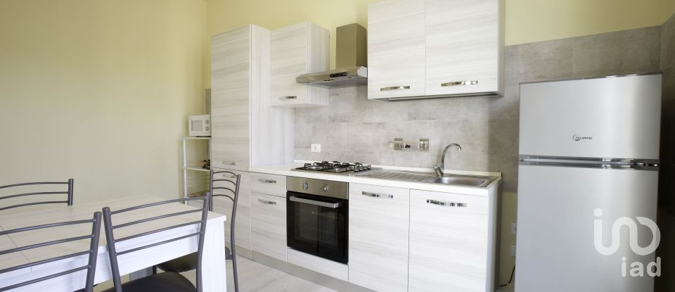Three-room apartment of 97 m² in Peschiera del Garda (37019)