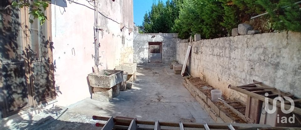 Town house 7 rooms of 115 m² in Nociglia (73020)