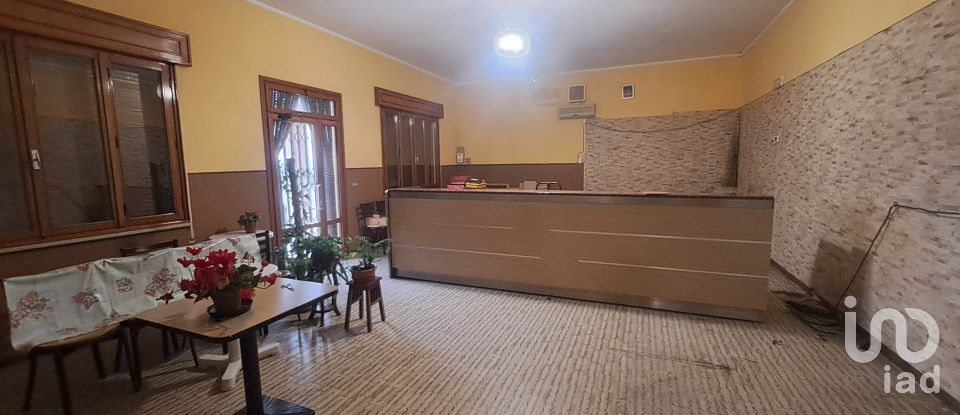 Town house 5 rooms of 268 m² in Crespino (45030)