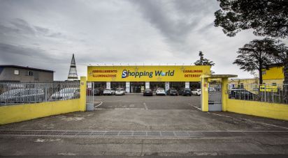 Shop / premises commercial of 9,843 m² in Viterbo (01100)