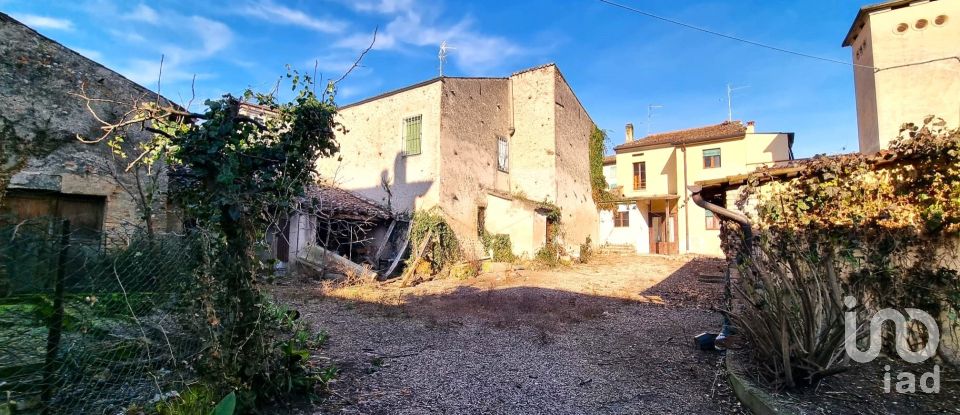 Country house 9 rooms of 360 m² in Volta Mantovana (46049)