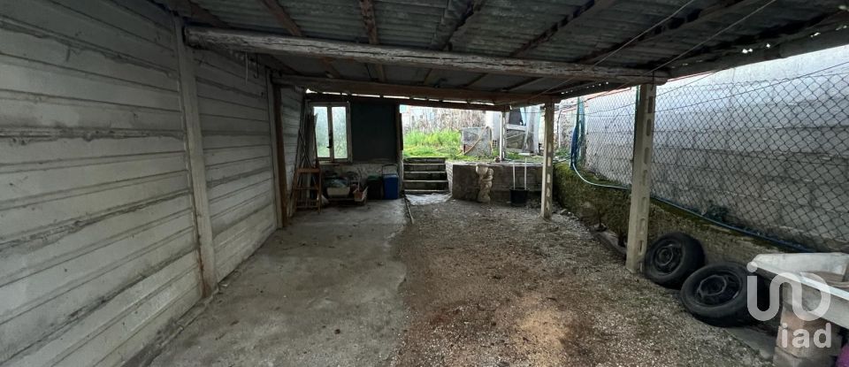 Rifugio 7 locali di 80 m² in Falerone (63837)