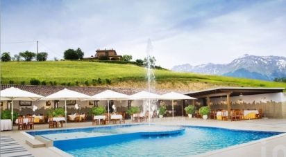 Ristorante di 1.300 m² in Colledara (64042)