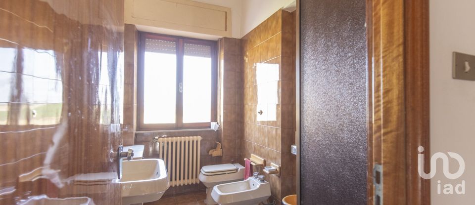 Casa indipendente 10 locali di 400 m² in Filottrano (60024)