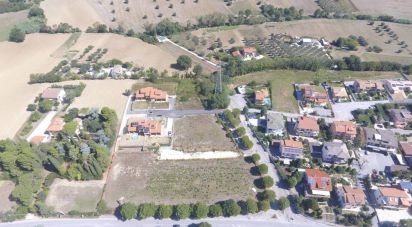 Terreno residenziale di 1.692 m² in Osimo (60027)