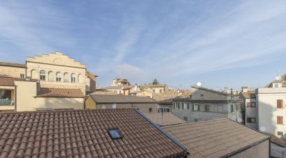 Duplex 2 locali di 77 m² a Osimo (60027)