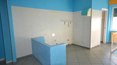 Negozio / locale commerciale di 100 m² in Molare (15074)
