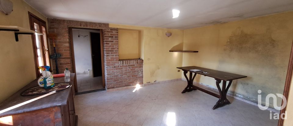 Casa 8 locali di 220 m² in Ceregnano (45010)