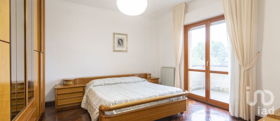 Apartment 10 rooms of 162 m² in Recanati (62019)