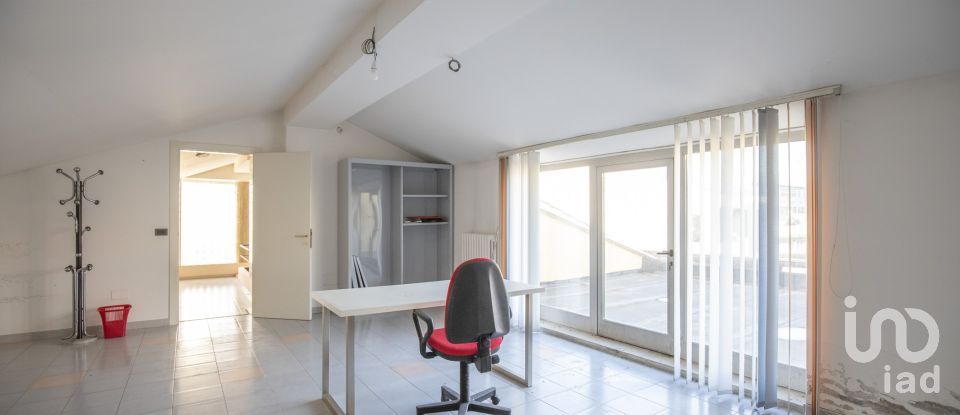 Ufficio di 170 m² in Filottrano (60024)