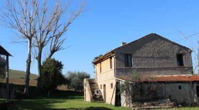 Casa indipendente 5 locali di 230 m² in Morrovalle (62010)