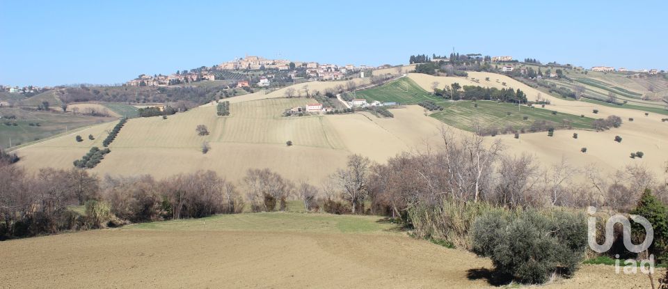 Townhouse 5 rooms of 230 m² in Morrovalle (62010)