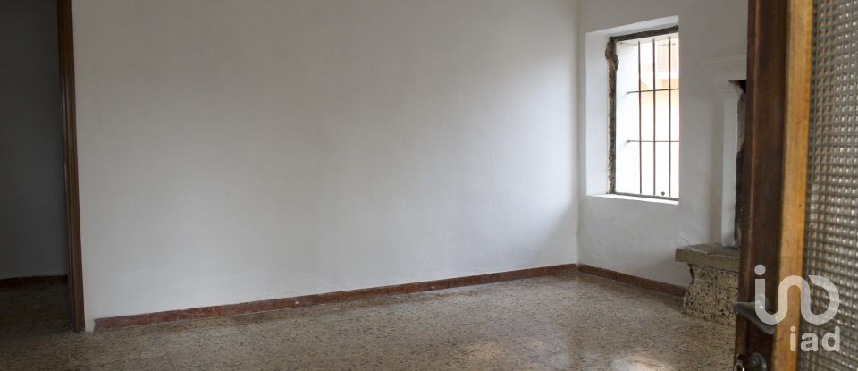 Costruzione di 204 m² in Cavaion Veronese (37010)