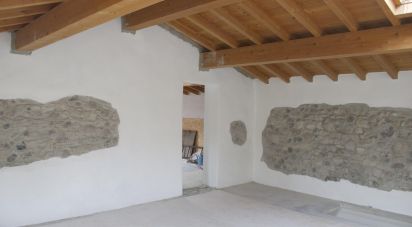 Costruzione di 204 m² in Cavaion Veronese (37010)