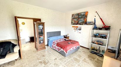 Casale 0 locali di 130 m² in Città Sant'Angelo (65013)