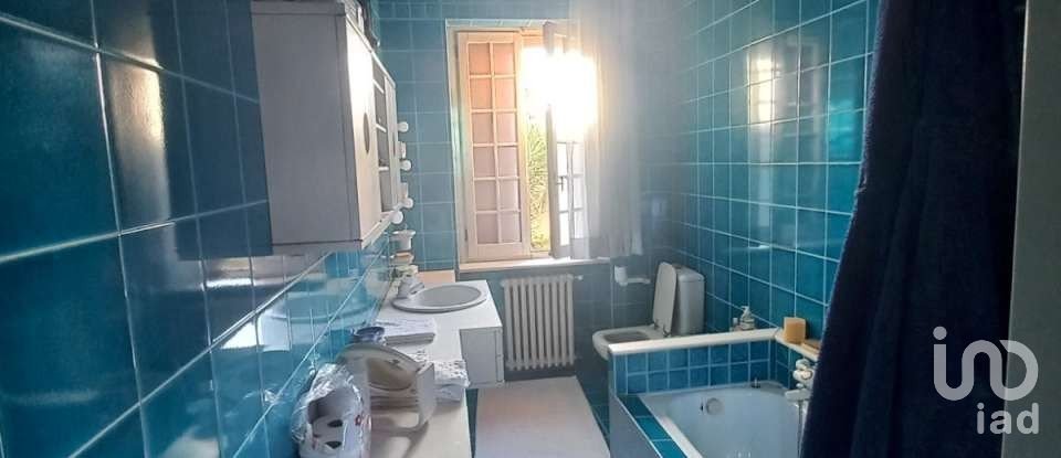 Town house 9 rooms of 256 m² in Pescara (65124)
