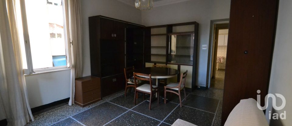 Four-room apartment of 86 m² in Genova (16154)