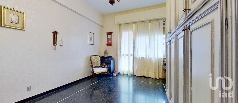Two-room apartment of 65 m² in Genova (16153)