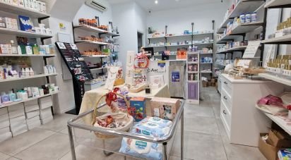 Shop / premises commercial of 68 m² in Genova (16127)