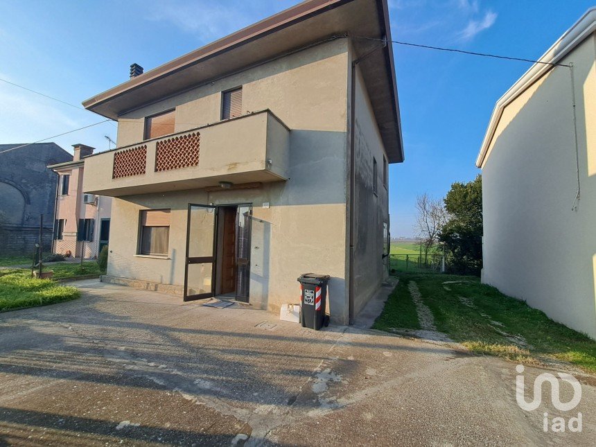 Town house 8 rooms of 160 m² in Villadose (45010)